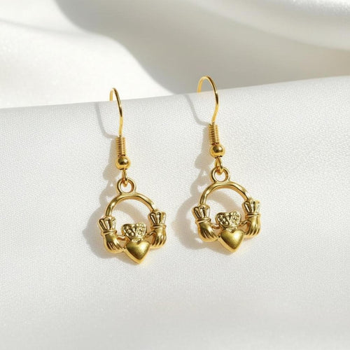 Claddagh Minimalist earrings