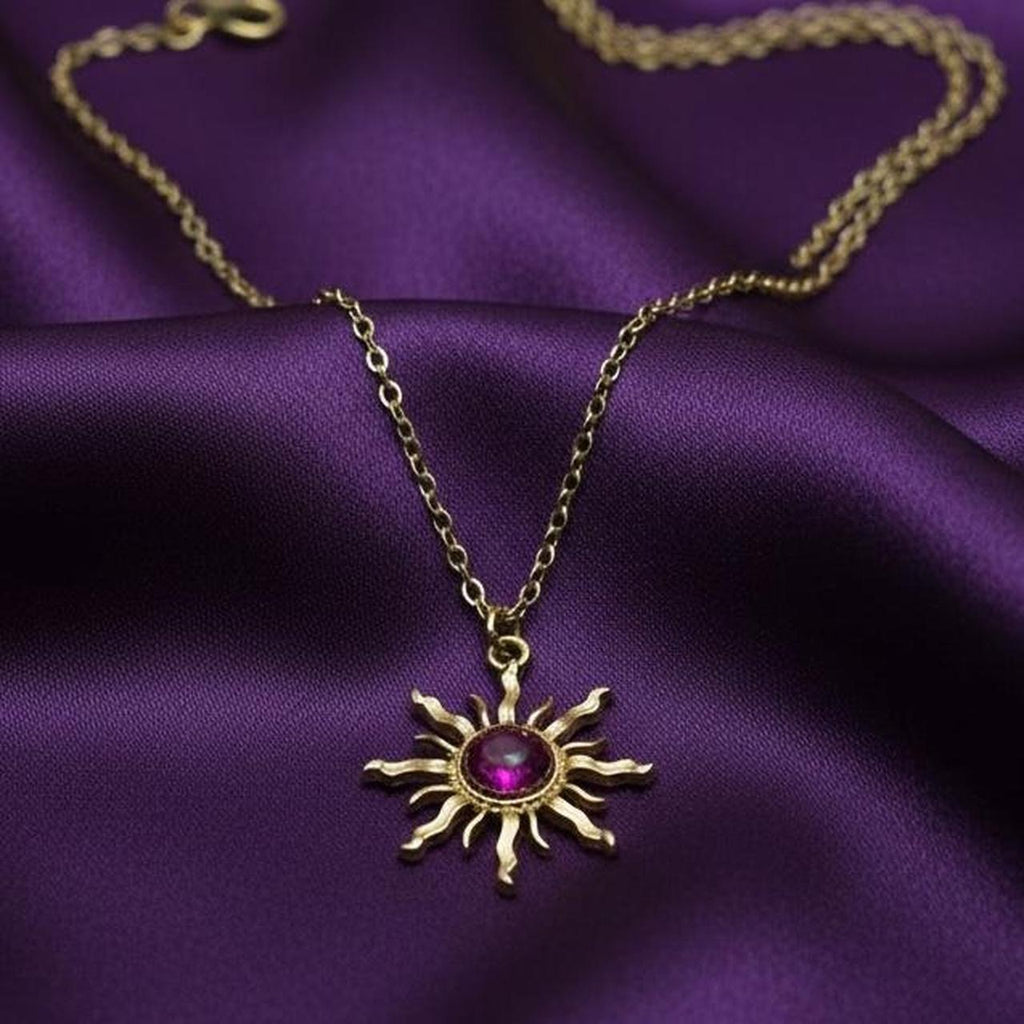 Sun necklace with gem