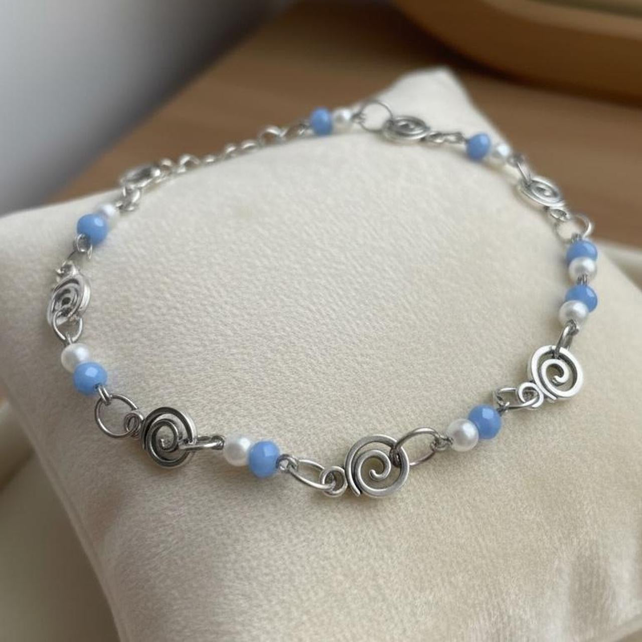 Swirly bracelet