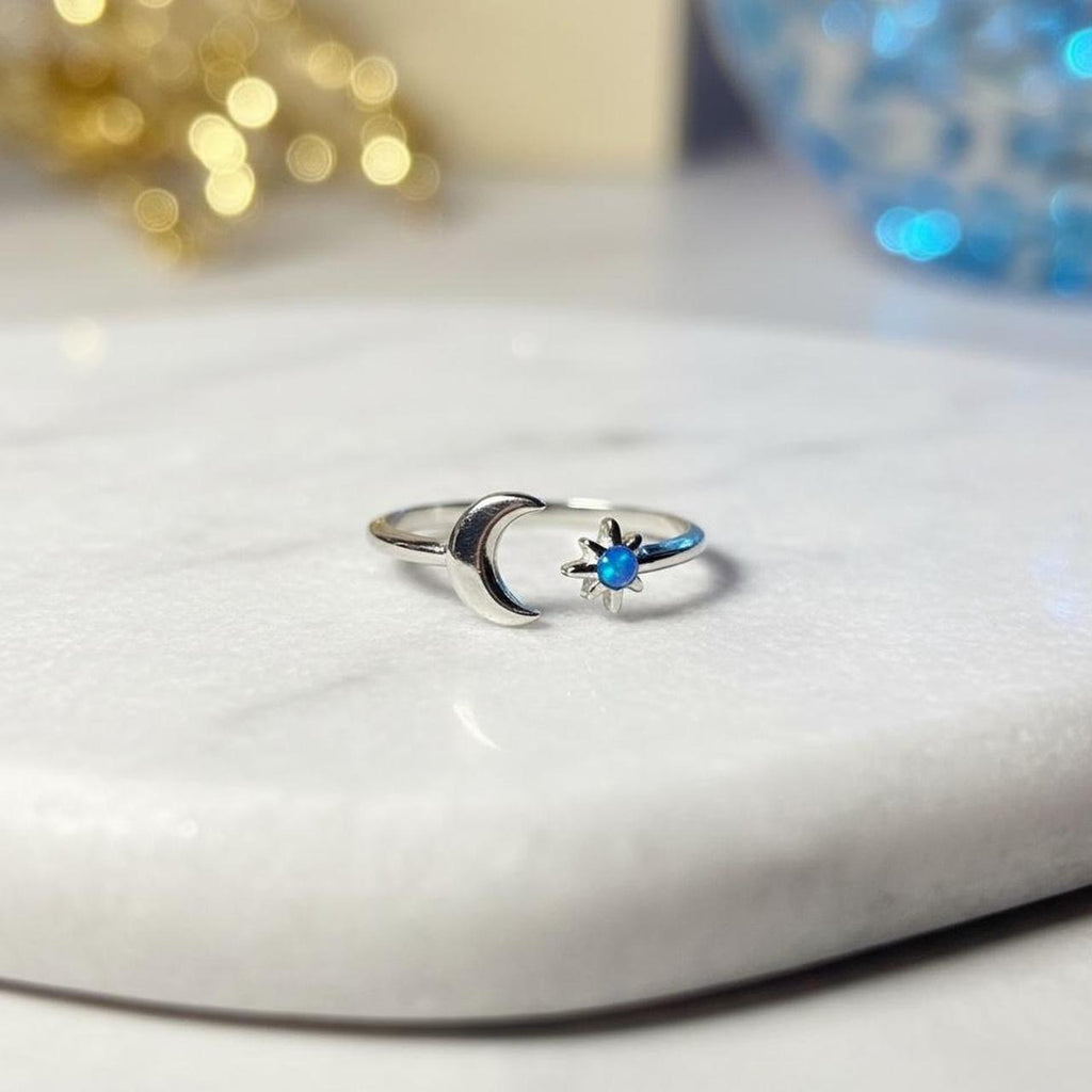 Crescent moon & star ring
