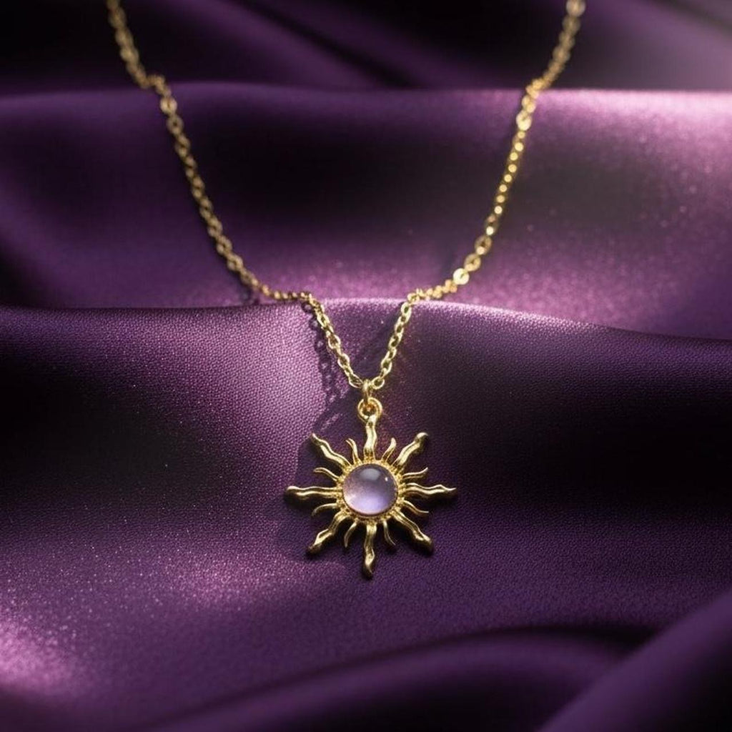 Sun necklace with gem