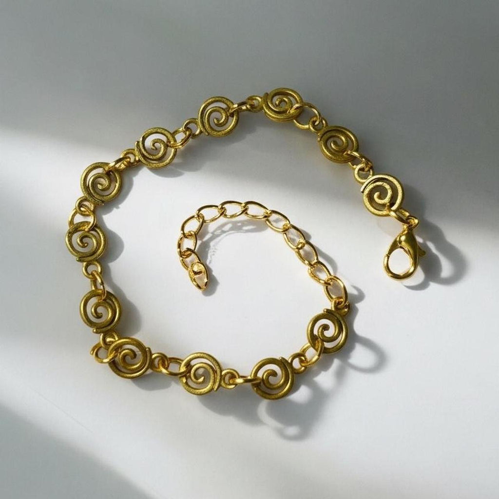 Swirl chain bracelet